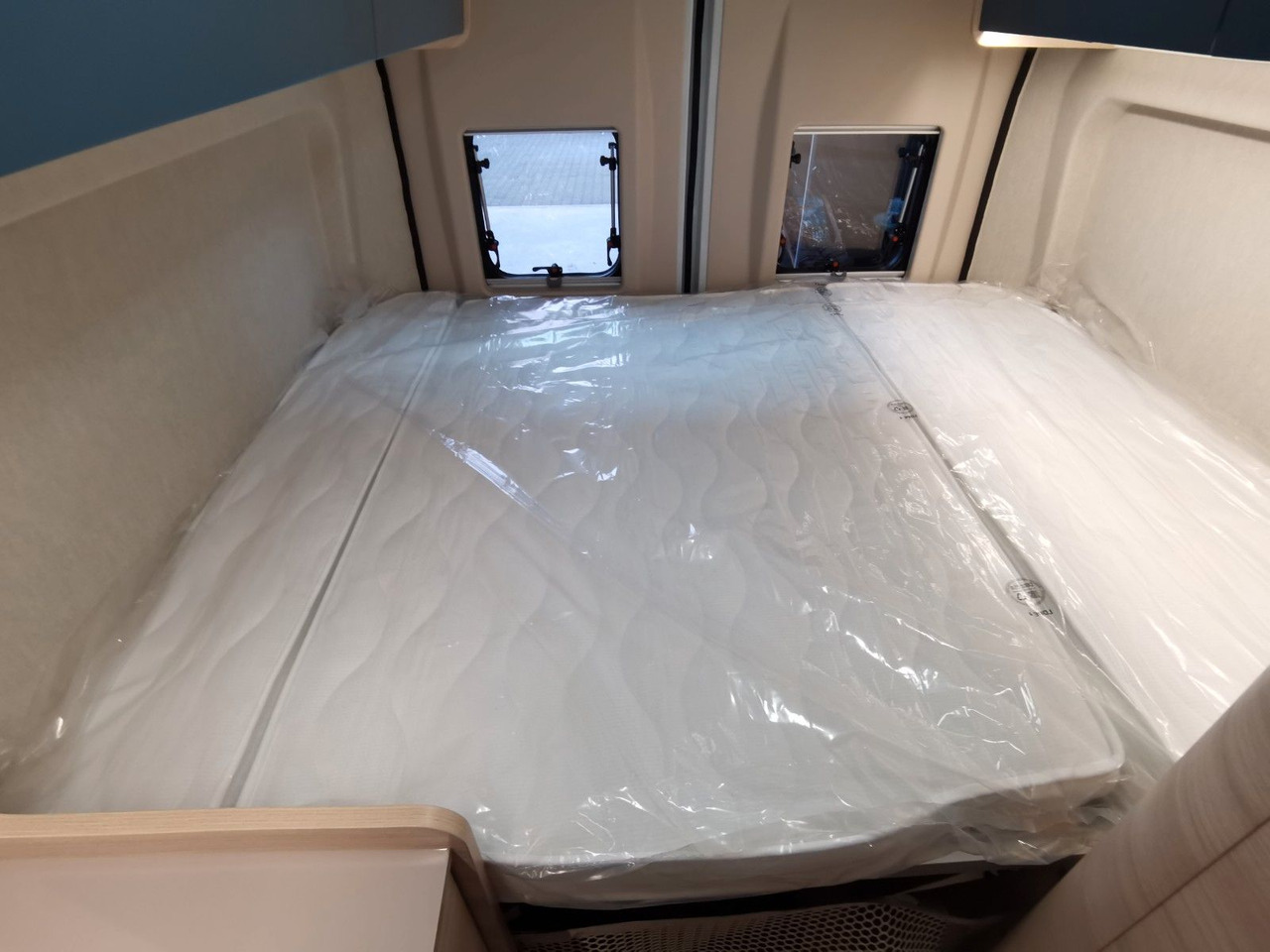 Buscamper Chausson V594 FIRST LINE / 2026 / 140 PS/8G.AUTOMATIK