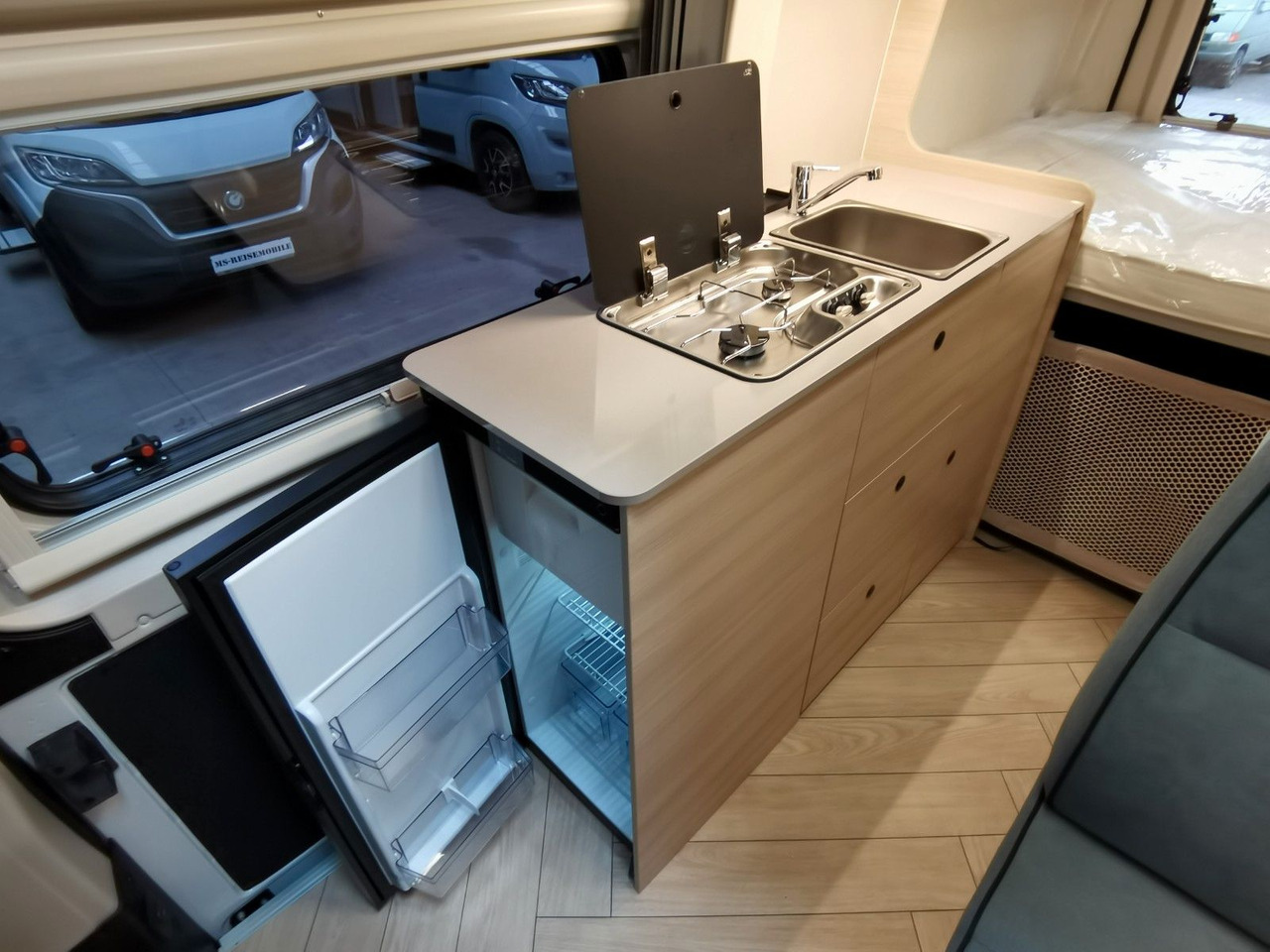 Buscamper Chausson V594 FIRST LINE / 2026 / 140 PS/8G.AUTOMATIK