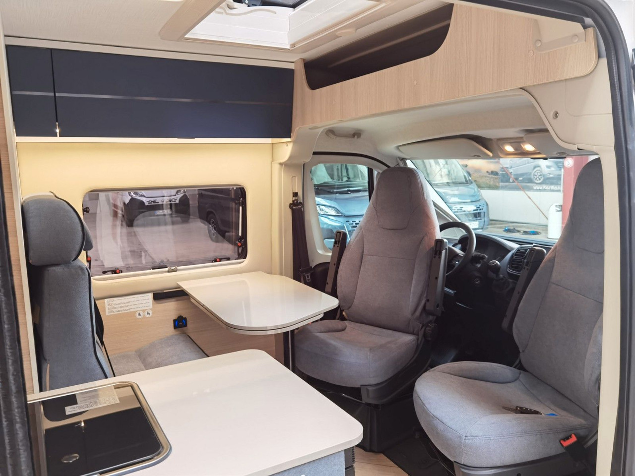 Buscamper Chausson V594 FIRST LINE LIGHT / -MODELL 2026- / 140 PS