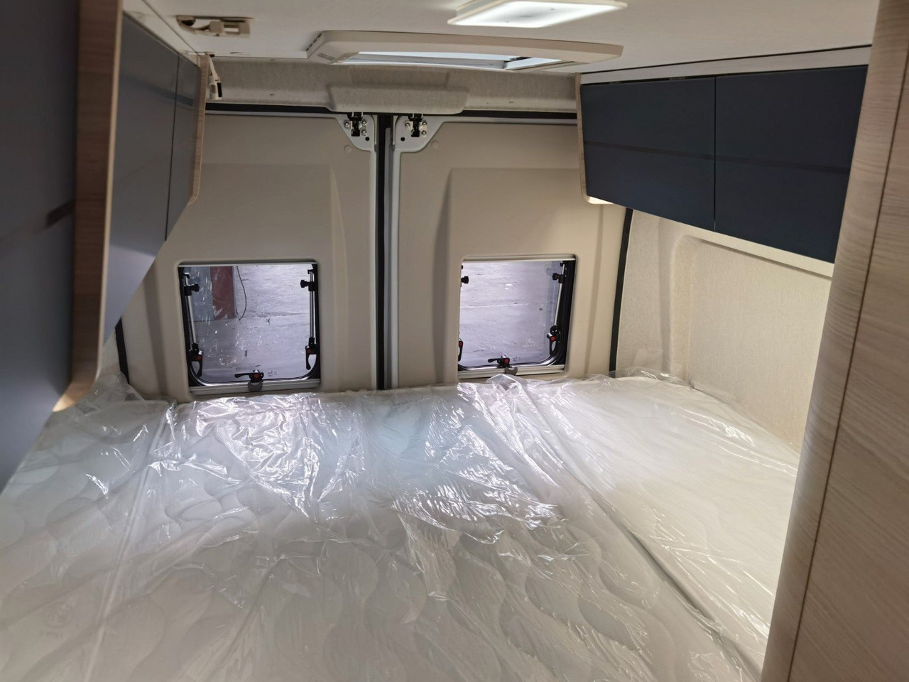 Buscamper Chausson V594 FIRST LINE L / MODELL 2026 / 140 PS
