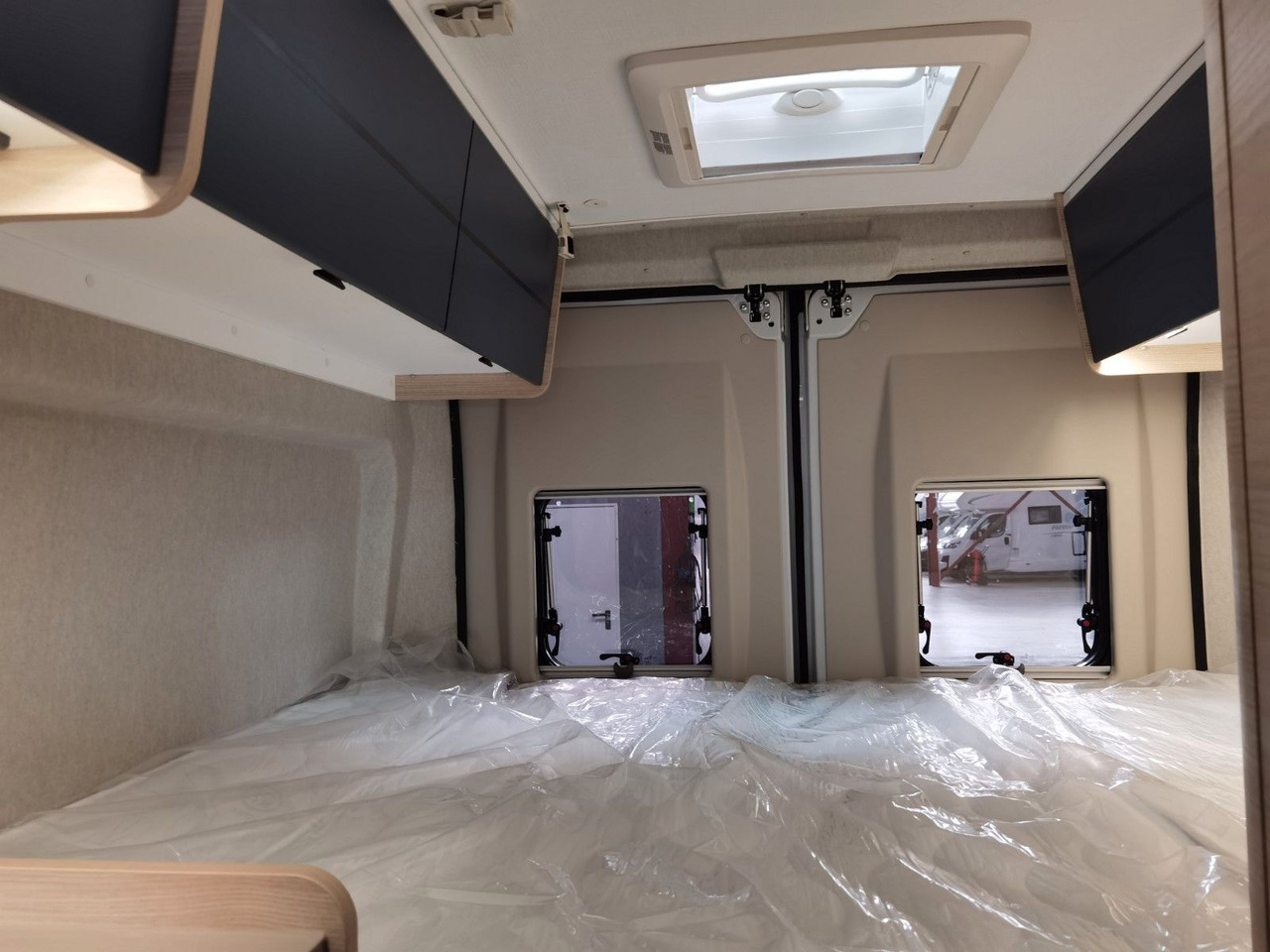 Buscamper Chausson V594 FIRST LINE L / MODELL 2026 / 140 PS