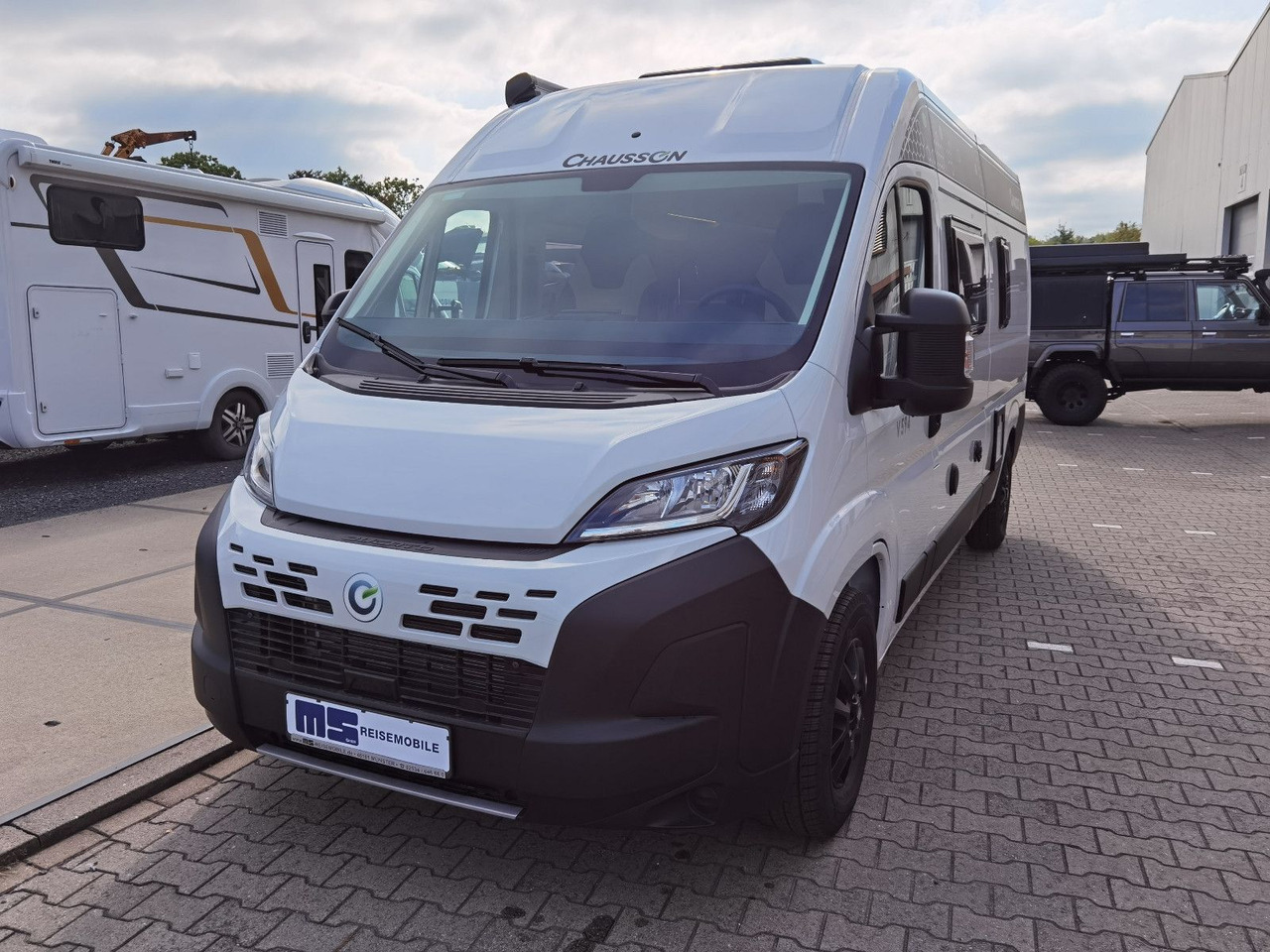 Buscamper Chausson V594 FIRST LINE  / MODELL 2026 / 140 PS
