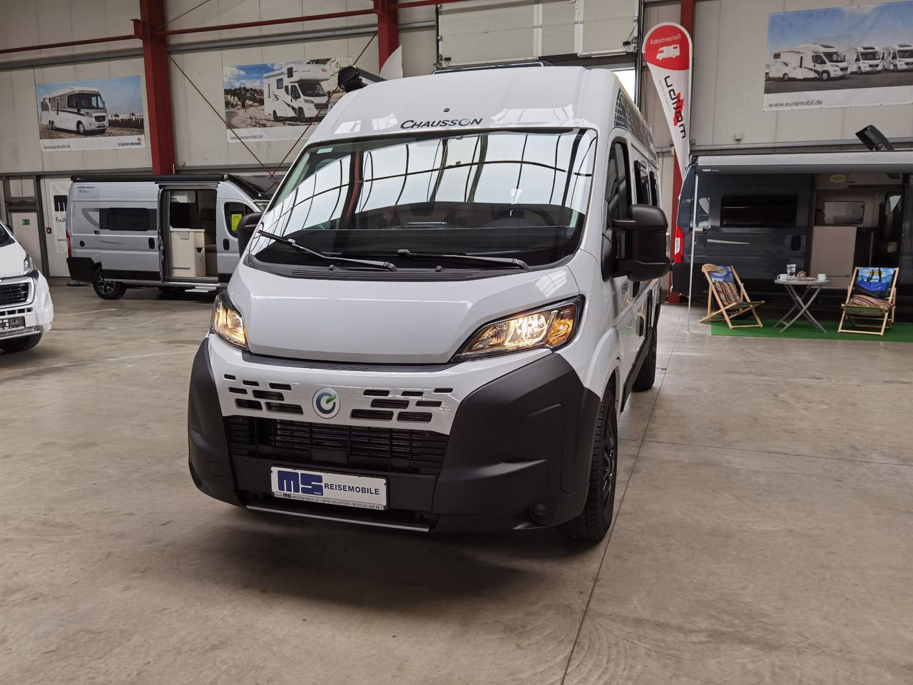 Buscamper Chausson V594 S FIRST LINE / ZUBEHÖR & LOOK -PAKET/ 5.41M