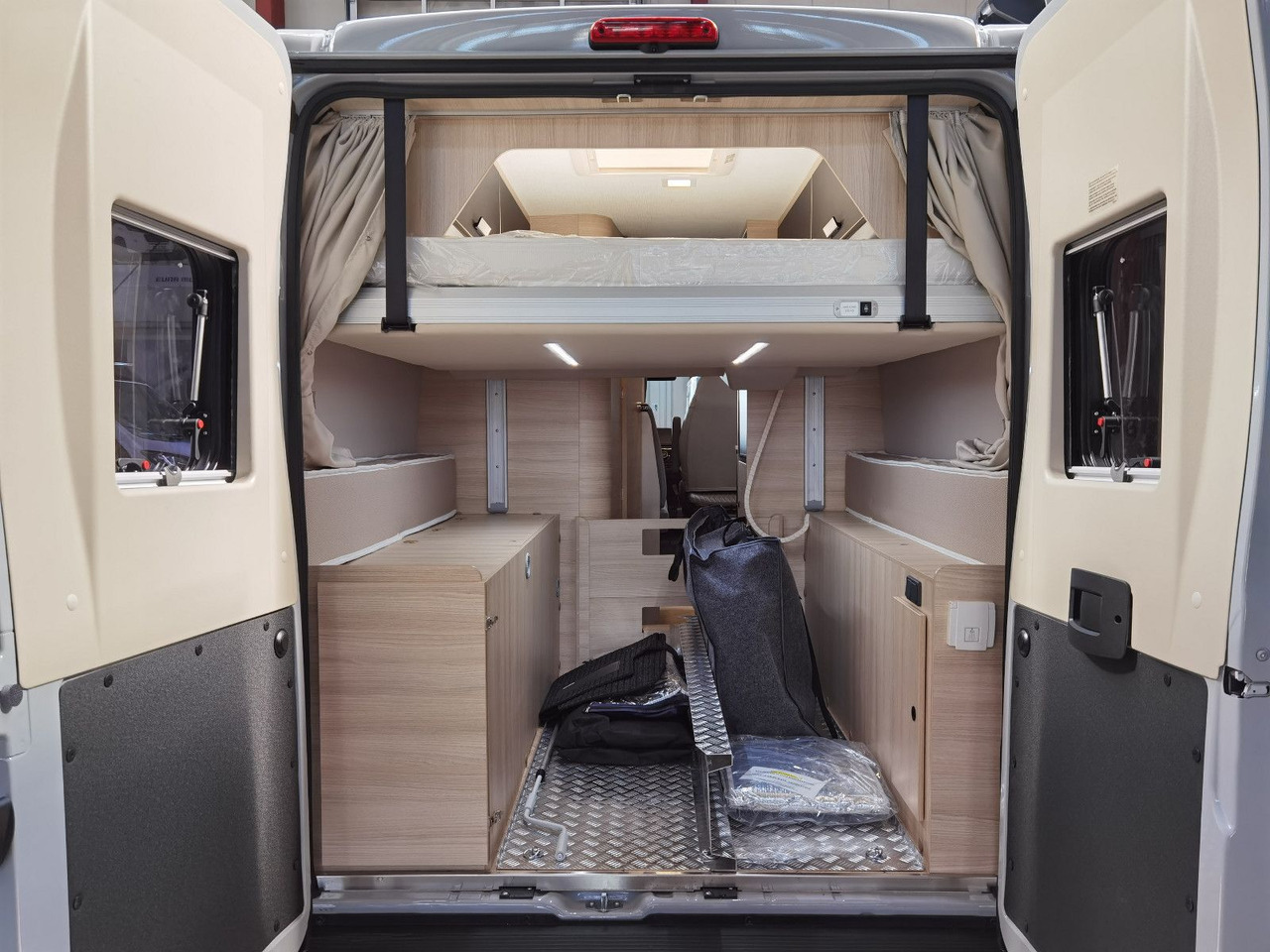 Buscamper Chausson V690 SPORT LINE /-2025-/ 140PS- 8G / XXL-HUBBETT