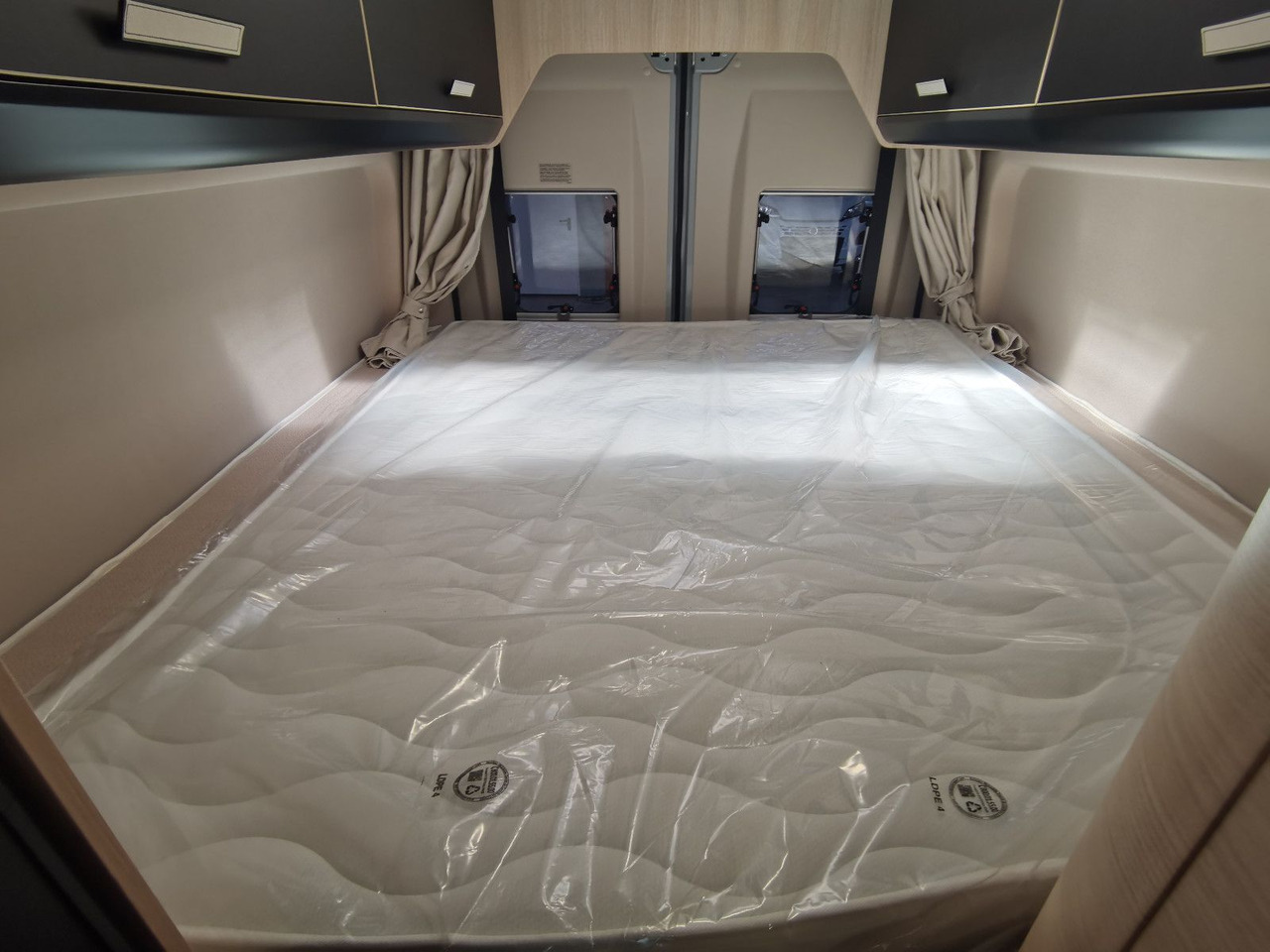 Buscamper Chausson V690 SPORT LINE /-2025-/ 140PS- 8G / XXL-HUBBETT