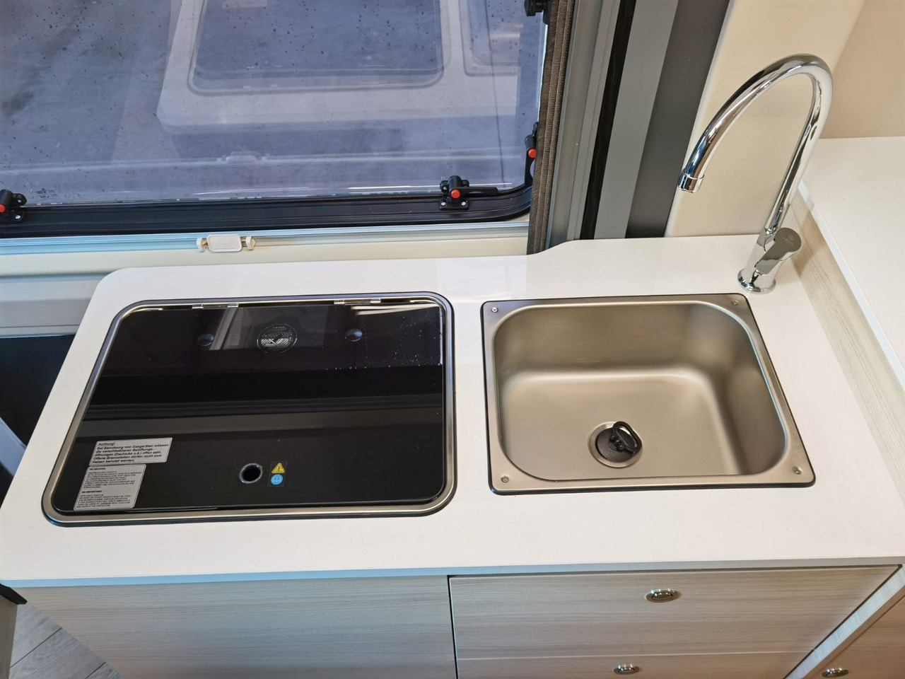 Buscamper Chausson V697 FIRST LINE / - 2025- / 140PS / EINZELBETTEN