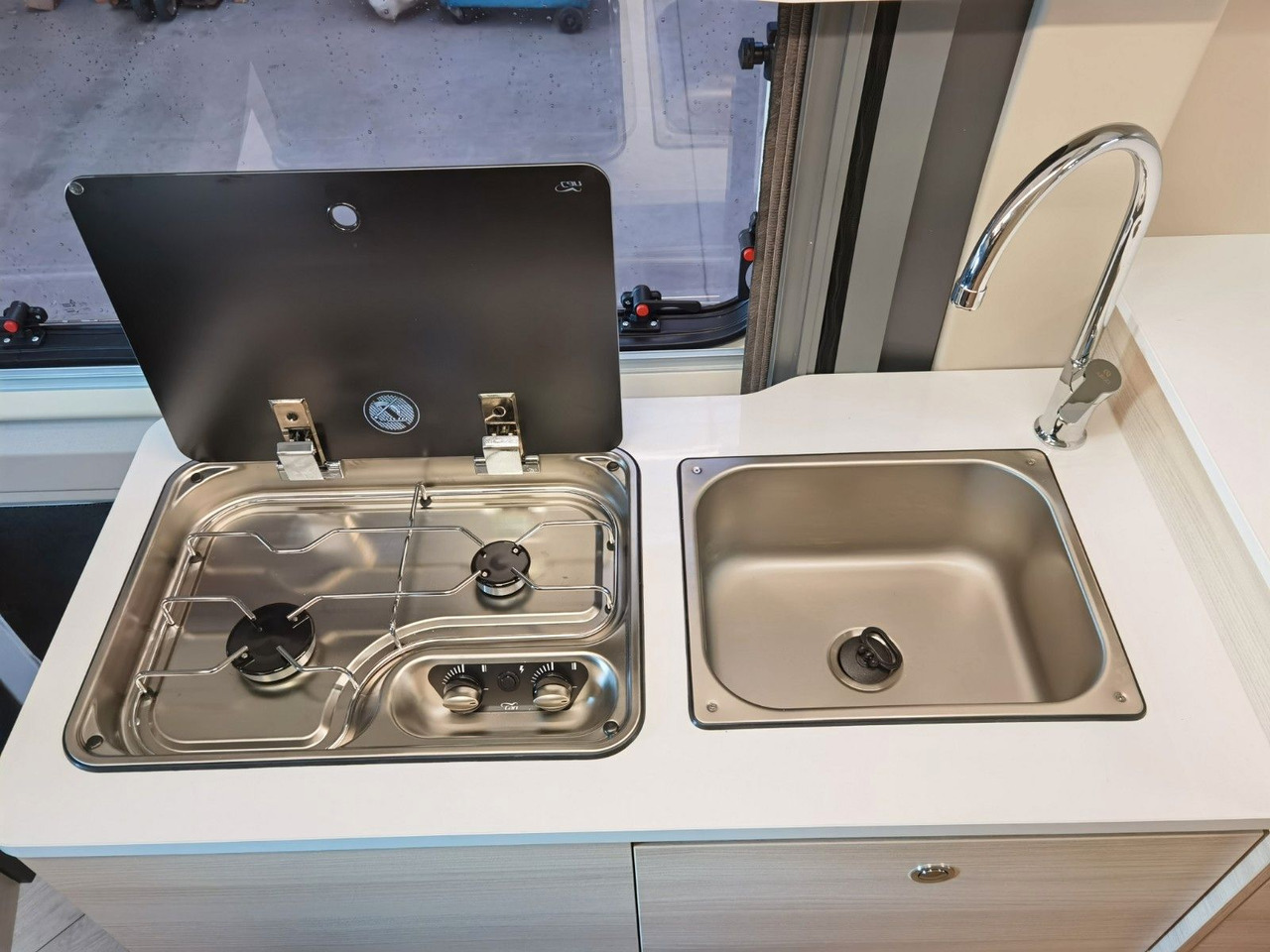 Buscamper Chausson V697 FIRST LINE / - 2025- / 140PS / EINZELBETTEN