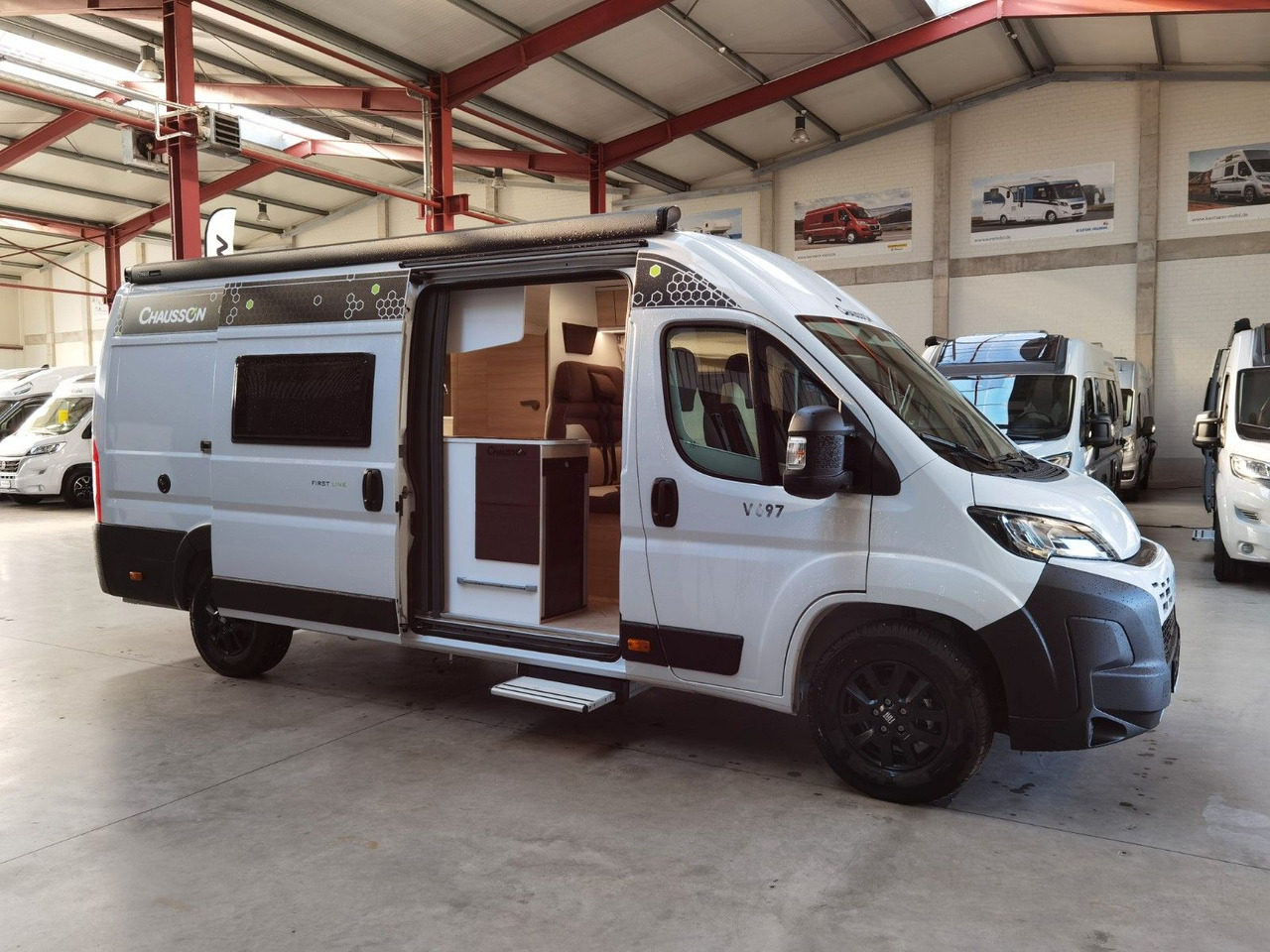 Buscamper Chausson V697 FIRST LINE / - 2025- / 140PS / EINZELBETTEN