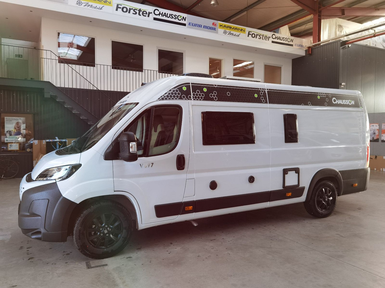 Buscamper Chausson V697 FIRST LINE/MODELL 2026/140 PS/8G.AUTOMATIK