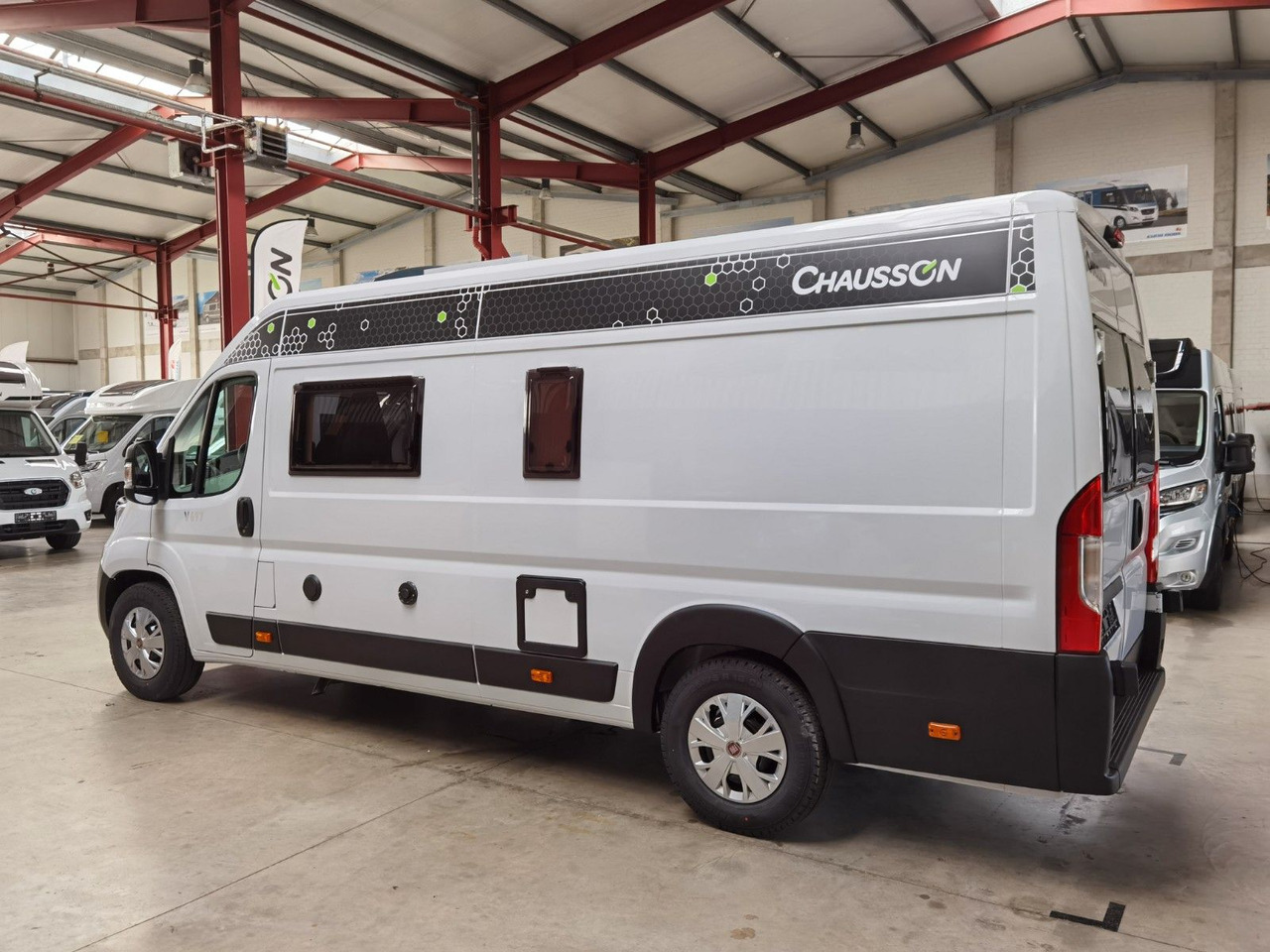 Buscamper Chausson V697 FIRST LINE / ZUBEHÖR-PAKET / EINZELBETTEN