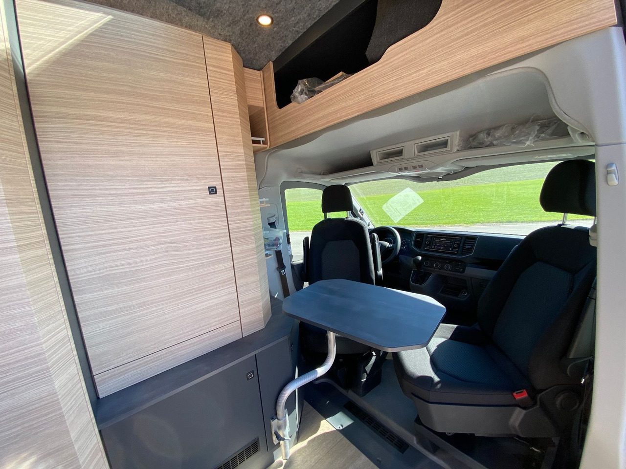 Buscamper Hobby Maxia Van 680 DT, 2 Personen Fahrzeug, ACC