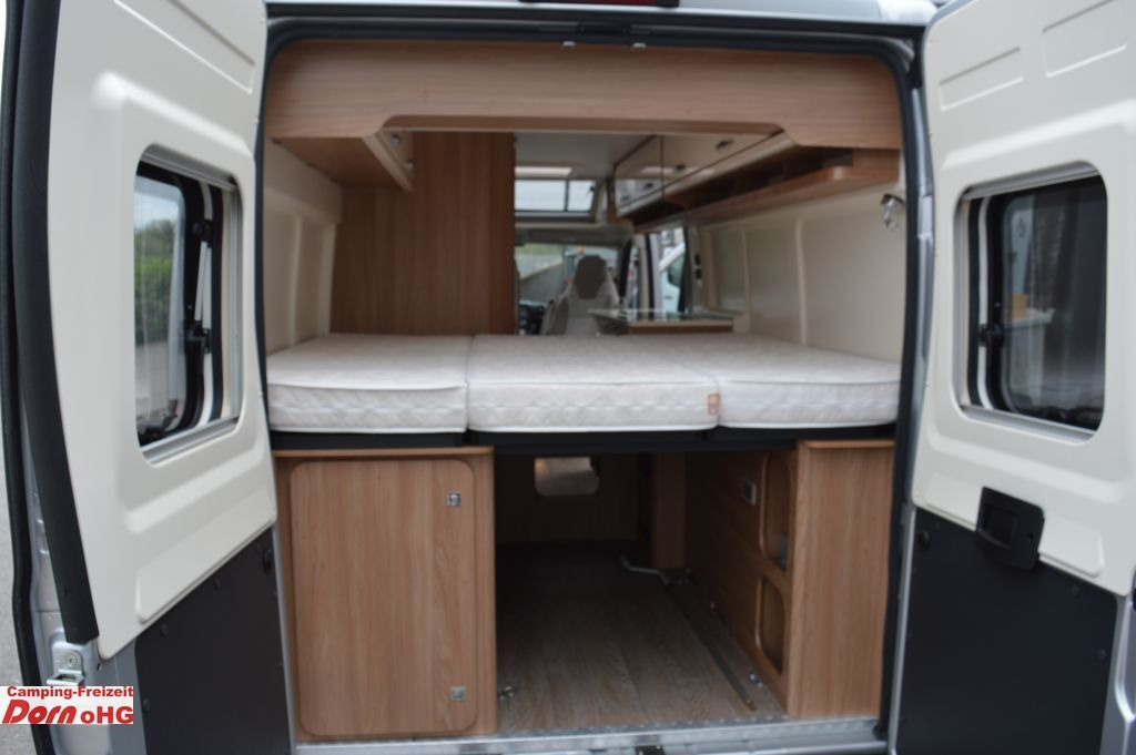 Buscamper Hobby Vantana De Luxe K65 ET Anhängerkupplung