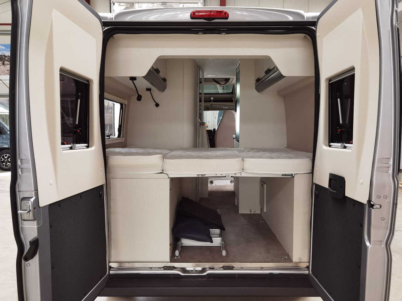 Buscamper Karmann DAVIS 590 LIFESTYLE / MODELL 2026 / AUFSTELLDACH
