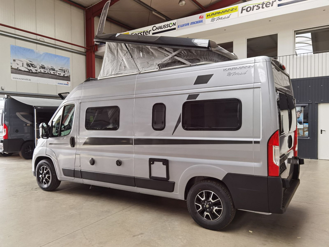 Buscamper Karmann DAVIS 590 LIFESTYLE / MODELL 2026 / AUFSTELLDACH