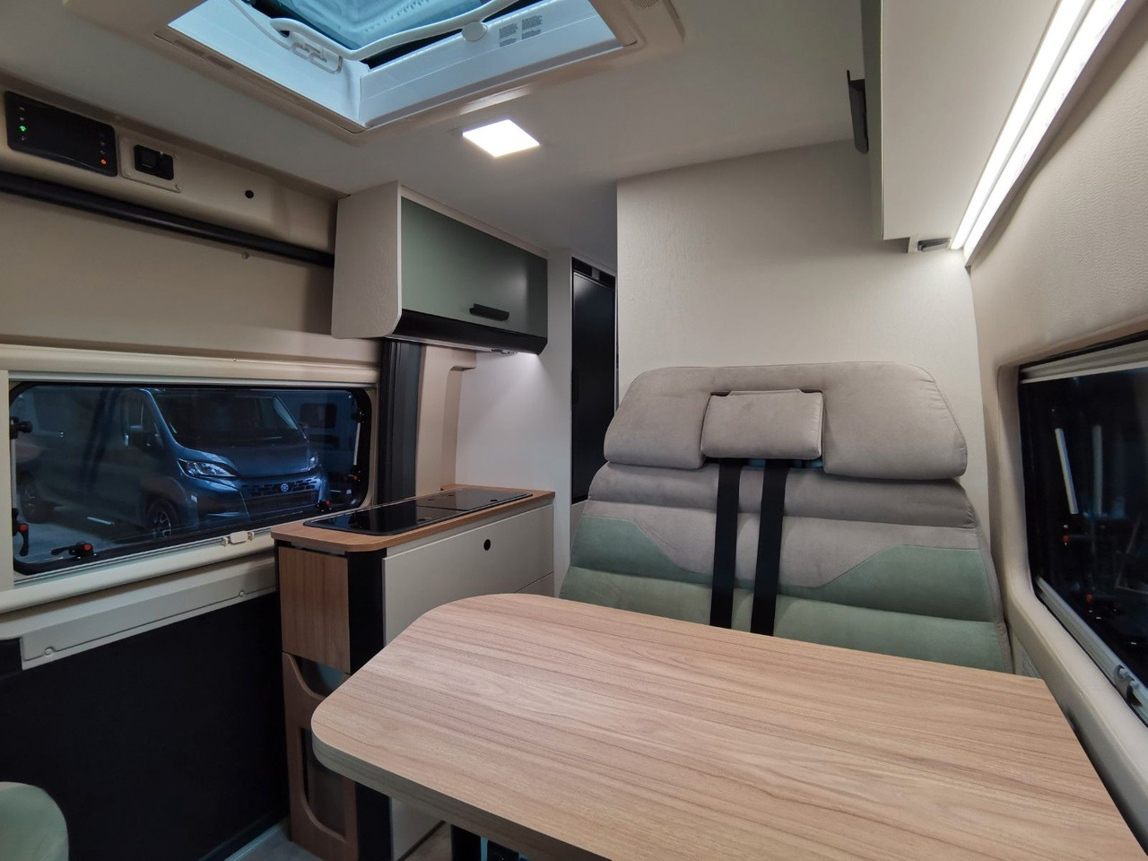 Buscamper Karmann DAVIS 590 TRENDSTYLE / -2026- / 140PS- AUTOMATIK