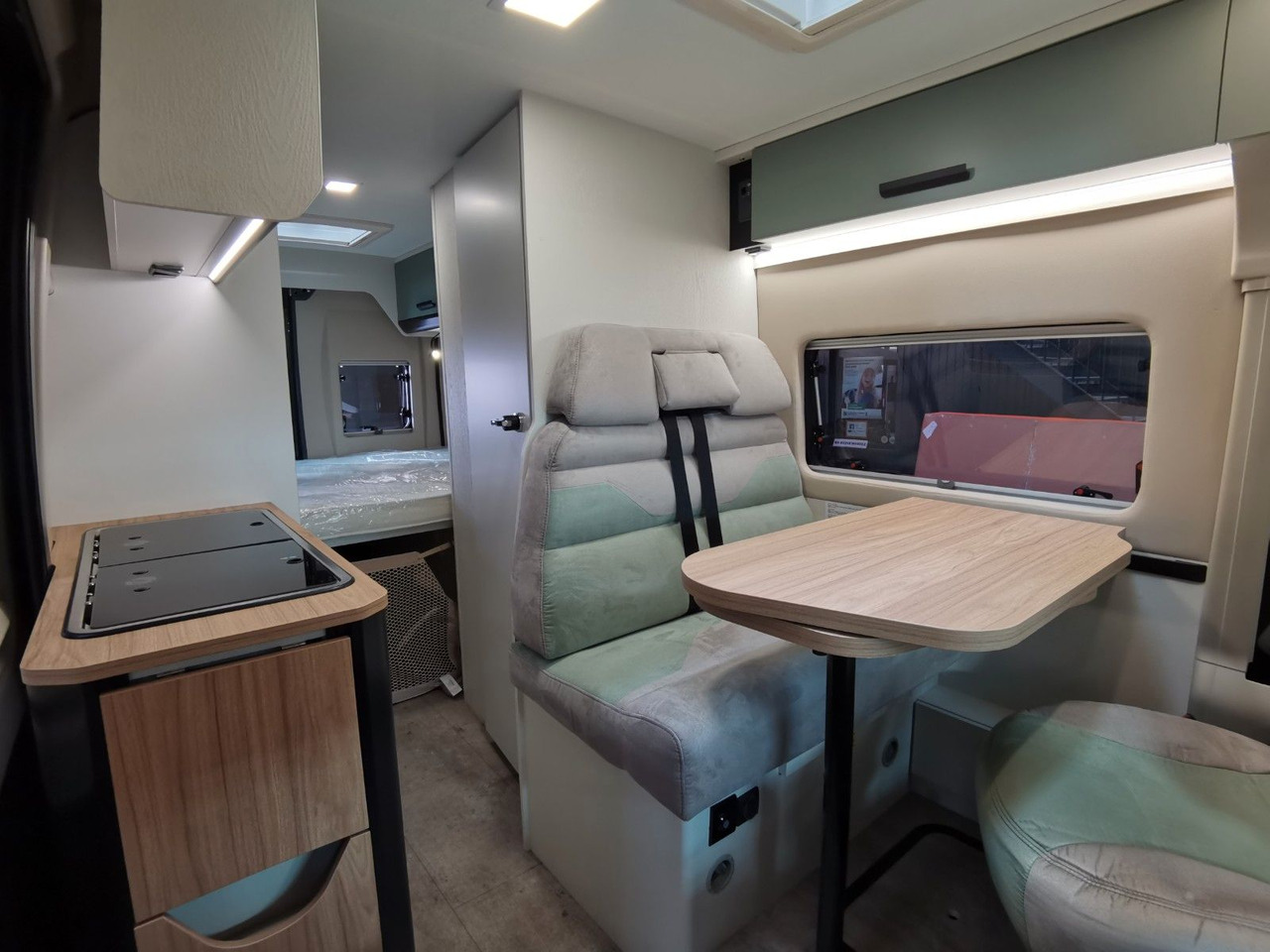 Buscamper Karmann DAVIS 590 TRENDSTYLE / -2026- / 140PS- AUTOMATIK