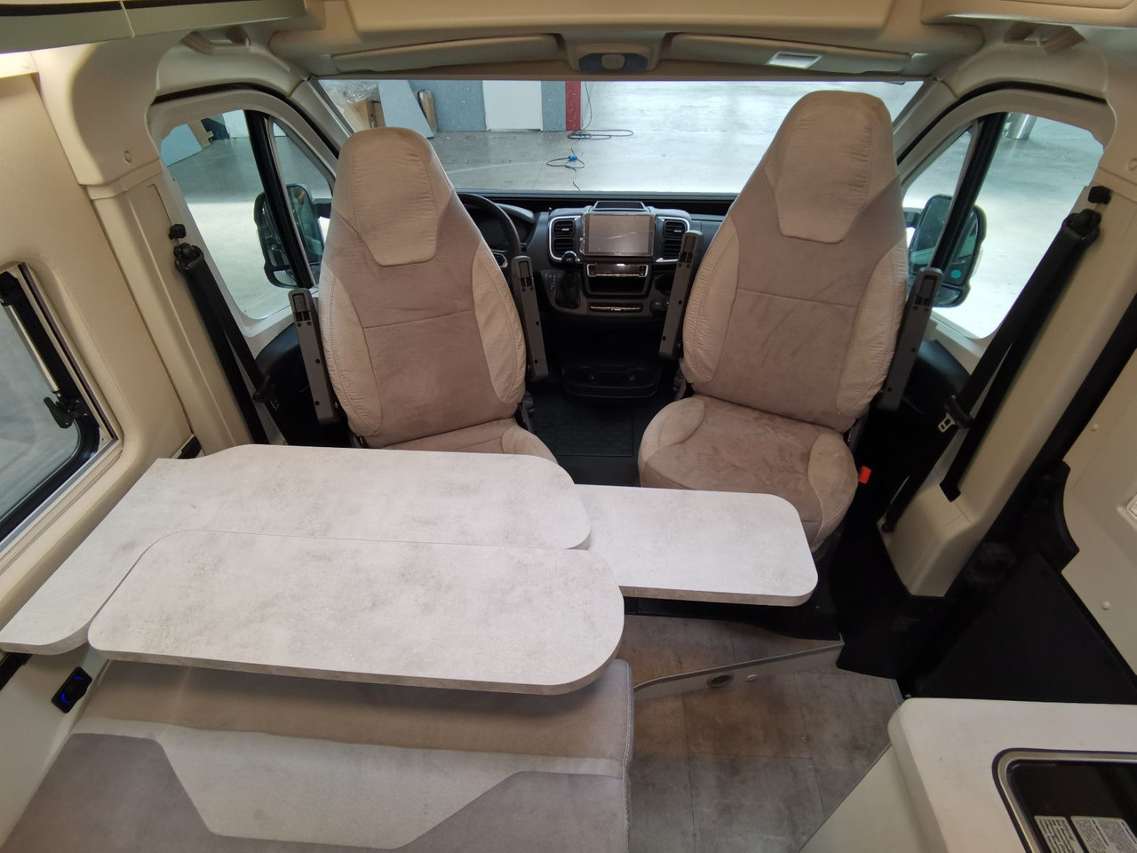 Buscamper Karmann DAVIS 600 LIFESTYLE / MODELL 2026 / 8G.AUTOMATIK