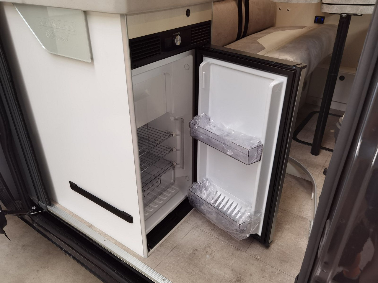 Buscamper Karmann DAVIS 600 LIFESTYLE / MODELL 2026 / 8G.AUTOMATIK