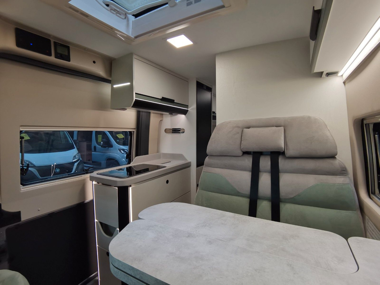 Buscamper Karmann DAVIS 620 LIFESTYLE/ - 2026 - / EINZELBETTEN