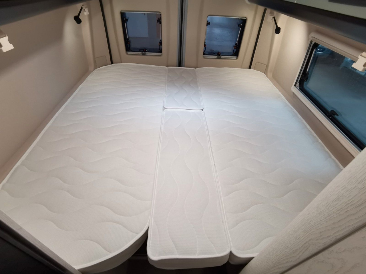 Buscamper Karmann DAVIS 620 LIFESTYLE/-MODELL 2026- / EINZELBETTEN