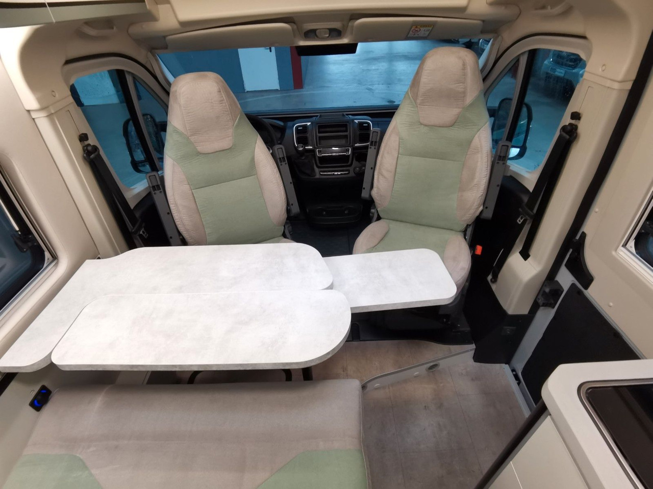 Buscamper Karmann DAVIS 620 LIFESTYLE/-MODELL 2026- / EINZELBETTEN