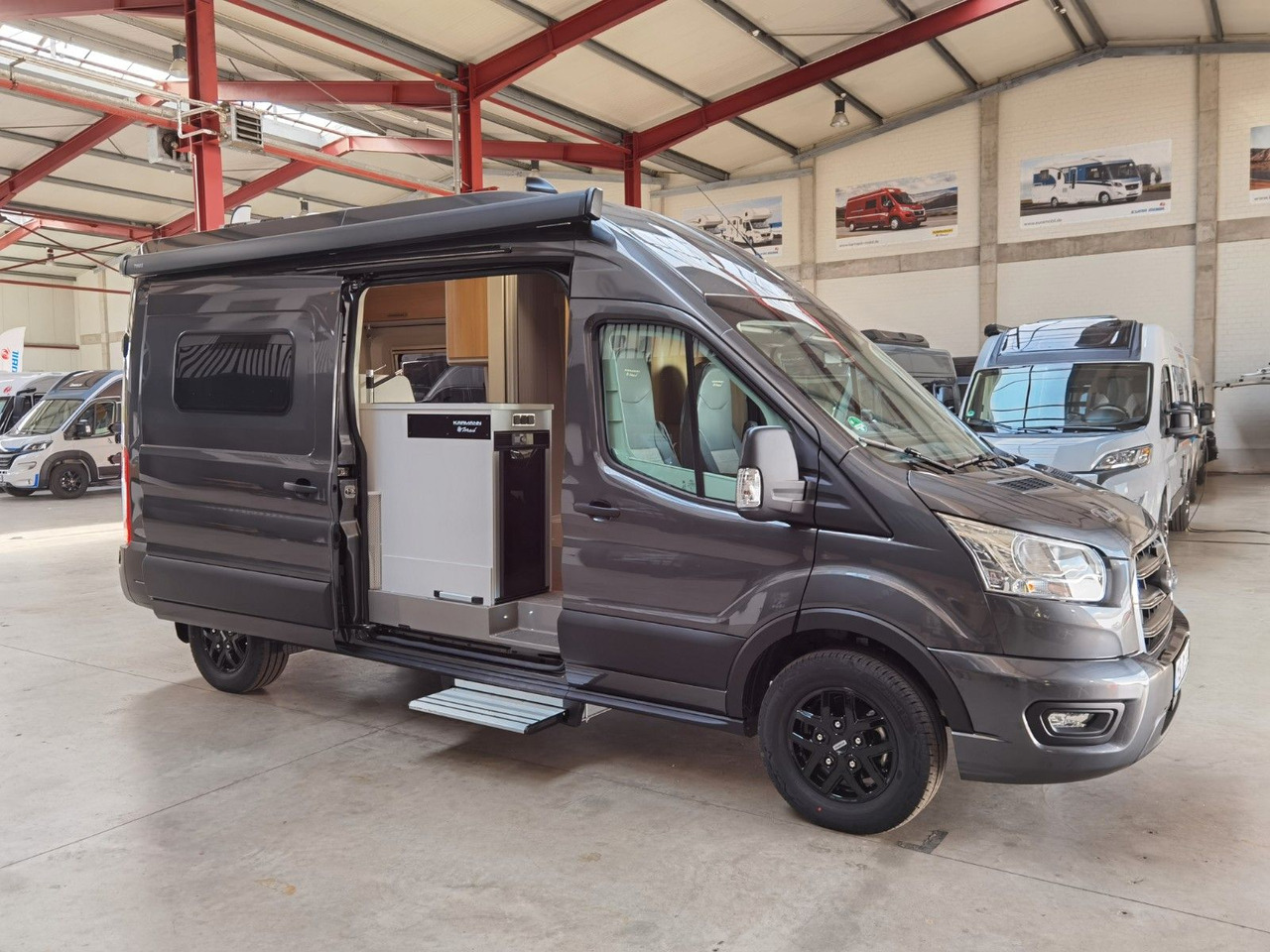 Buscamper Karmann DEXTER 570 / 170 PS / 4x4/ ALU / SOLAR / MARKISE