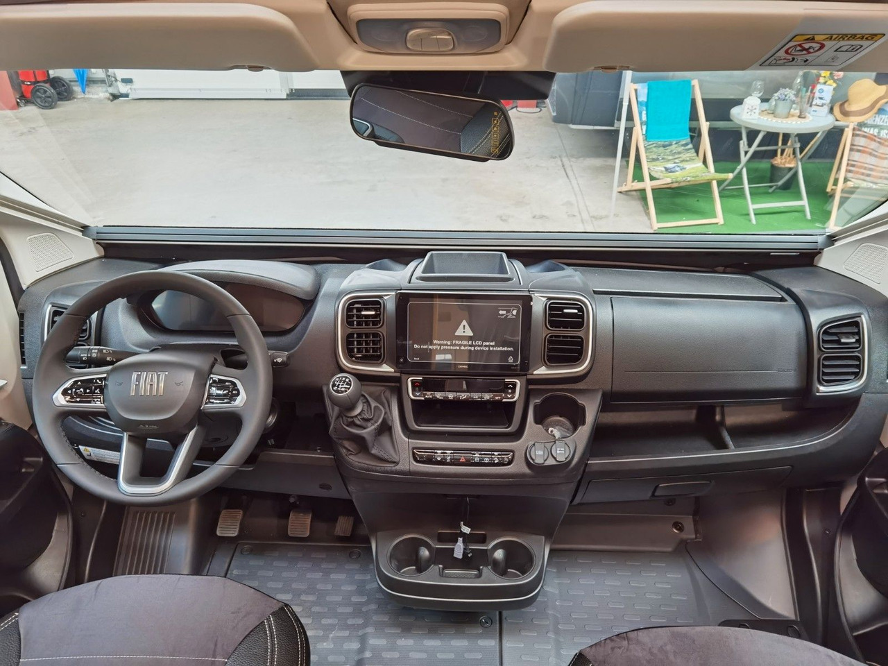 Buscamper Karmann DEXTER 600 / -2026-/ EINZELBETTEN  &amp; BAR VERSION