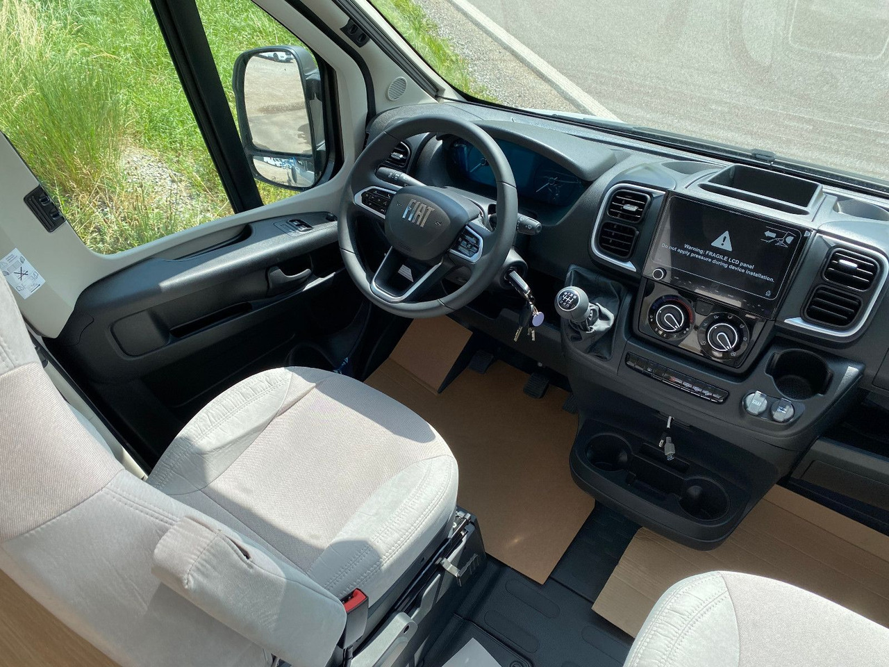 Buscamper LMC INNOVAN 600 ,Dieselheizung,Modell 25 Skyroof