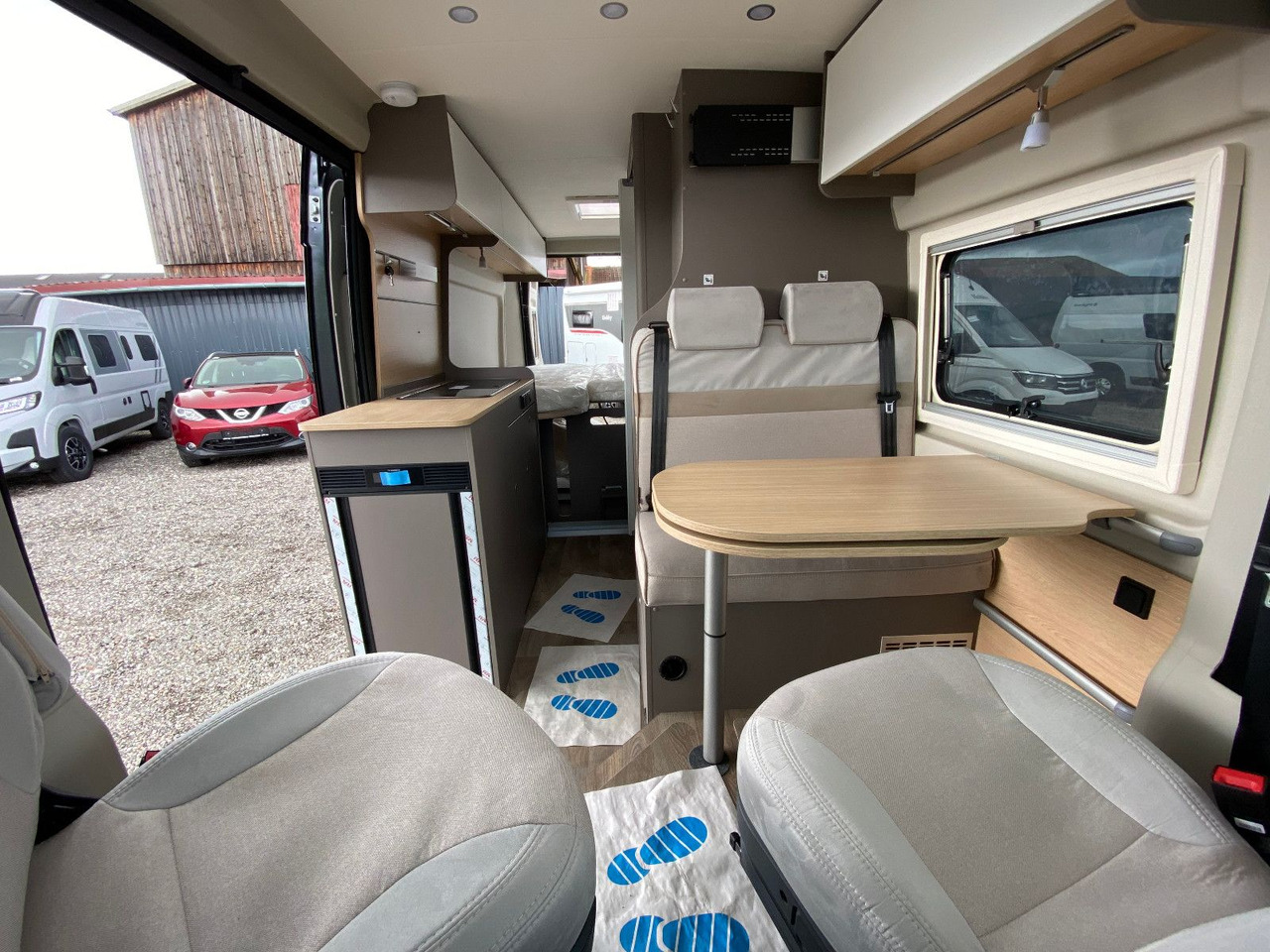 Buscamper LMC Innovan 640 *2025* Automatik, Chassis Design...