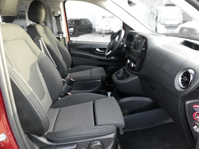 Buscamper MERCEDES-BENZ V 220 Marco Polo Activity Edition,AHK,Markise