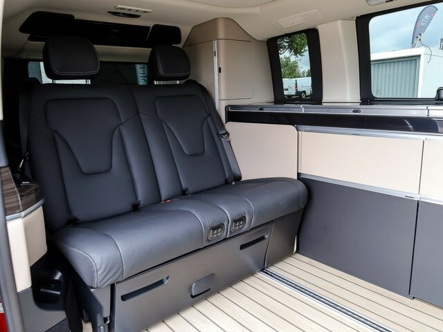 Buscamper MERCEDES-BENZ V 300 Marco Polo,Allrad,EasyUp,Leder,AHK 2,5To...