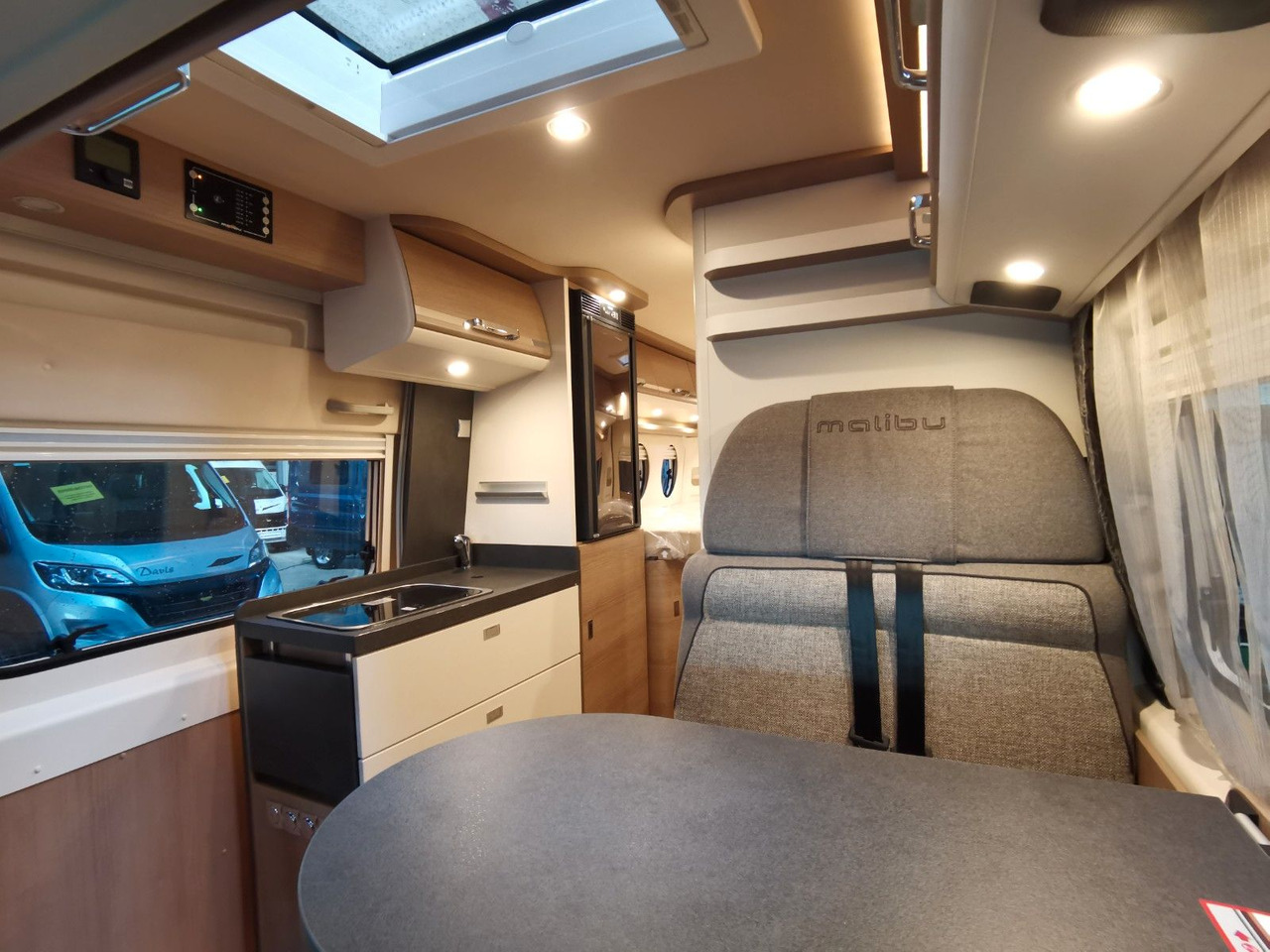 Buscamper Malibu VAN COMFORT 640 LE / INFO.- PAKET / EINZELBETTEN