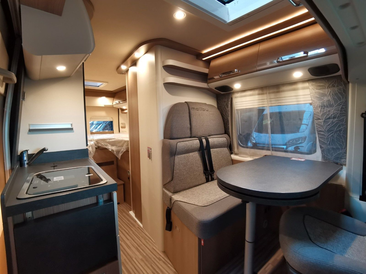 Buscamper Malibu VAN COMFORT 640 LE / INFO.- PAKET / EINZELBETTEN
