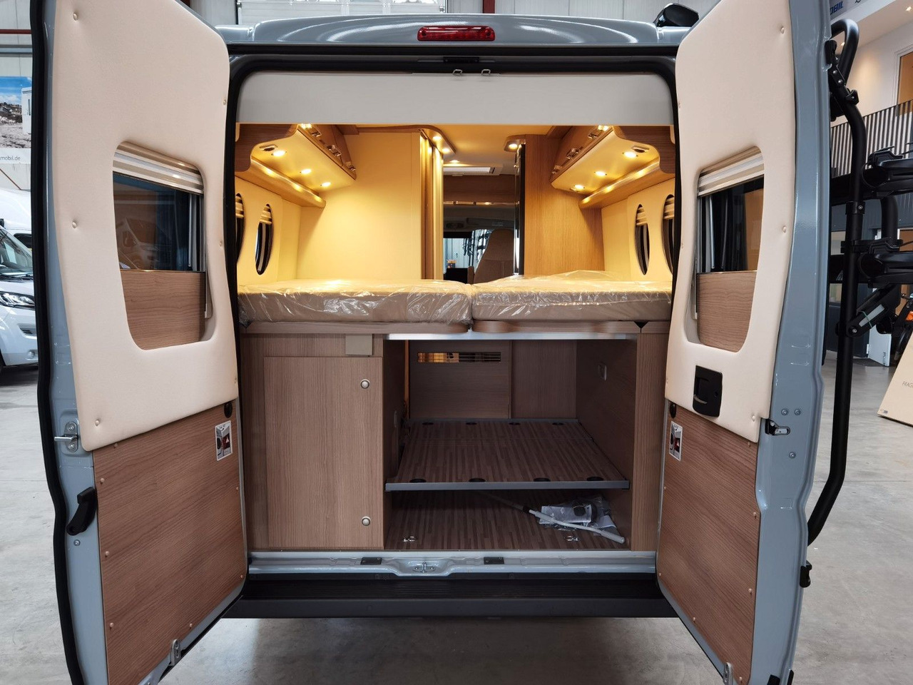 Buscamper Malibu VAN COMFORT 640 LE / INFO.- PAKET / EINZELBETTEN