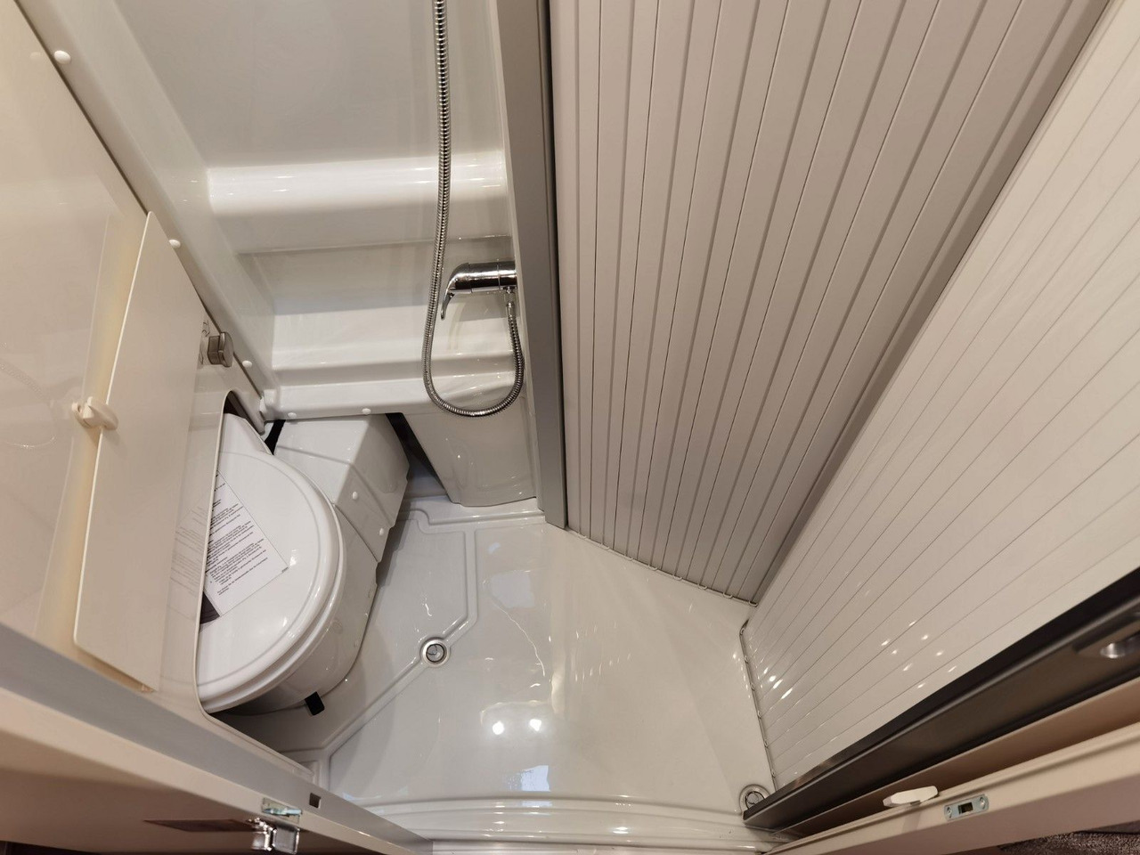Buscamper Malibu VAN COMFORT GT - 640 LE / KLIMAAUTOMATIK / NAVI