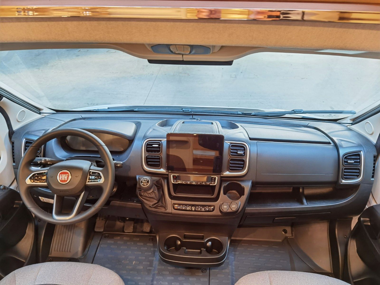 Buscamper Malibu VAN COMFORT GT - 640 LE / KLIMAAUTOMATIK / NAVI
