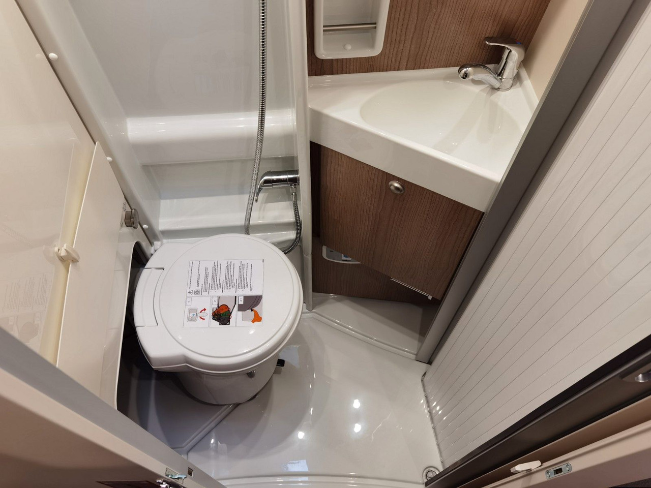 Buscamper Malibu VAN COMFORT GT - 640 LE / KLIMAAUTOMATIK / NAVI
