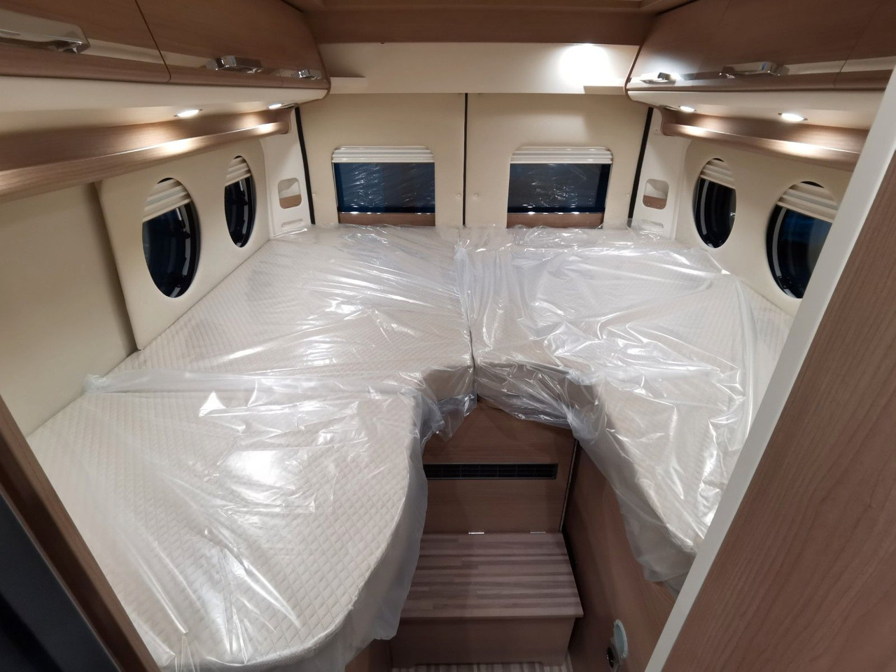 Buscamper Malibu VAN COMFORT GT- 640 LE / NAVIGATION & KEYLESS