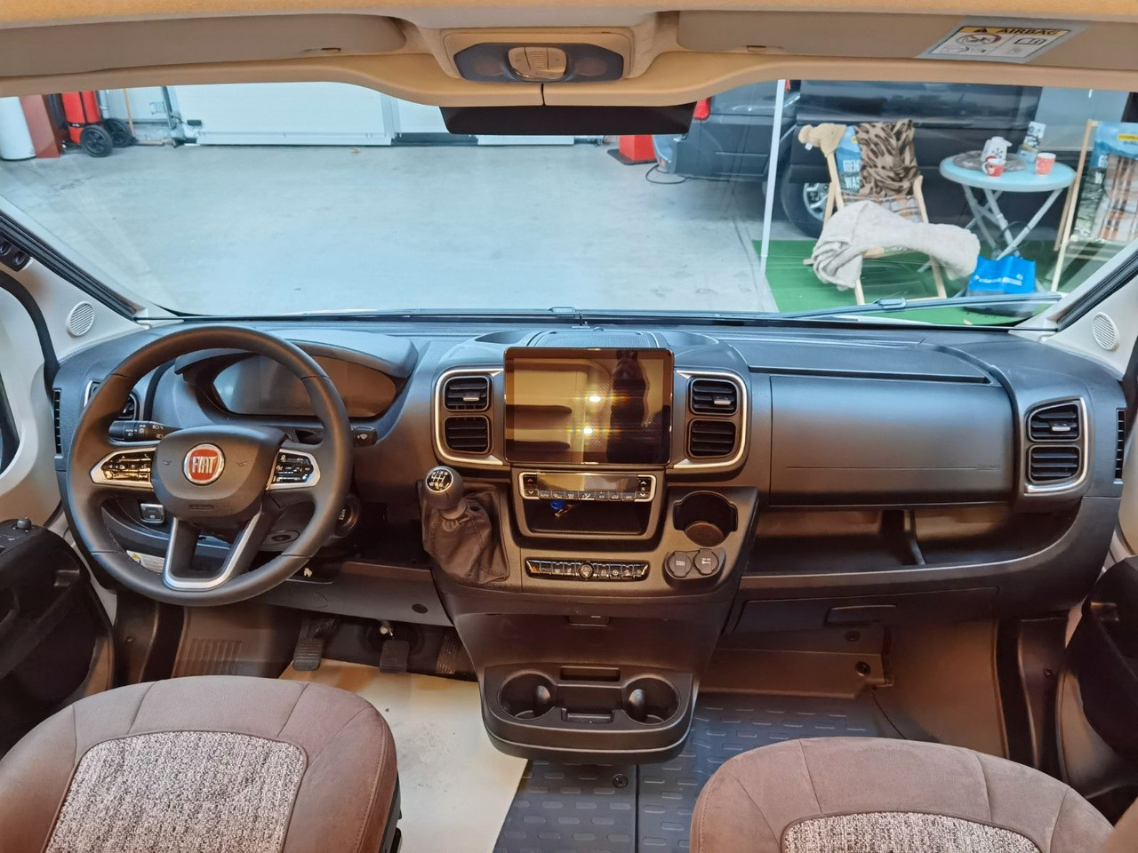 Buscamper Malibu VAN COMFORT GT- 640 LE / NAVIGATION & KEYLESS