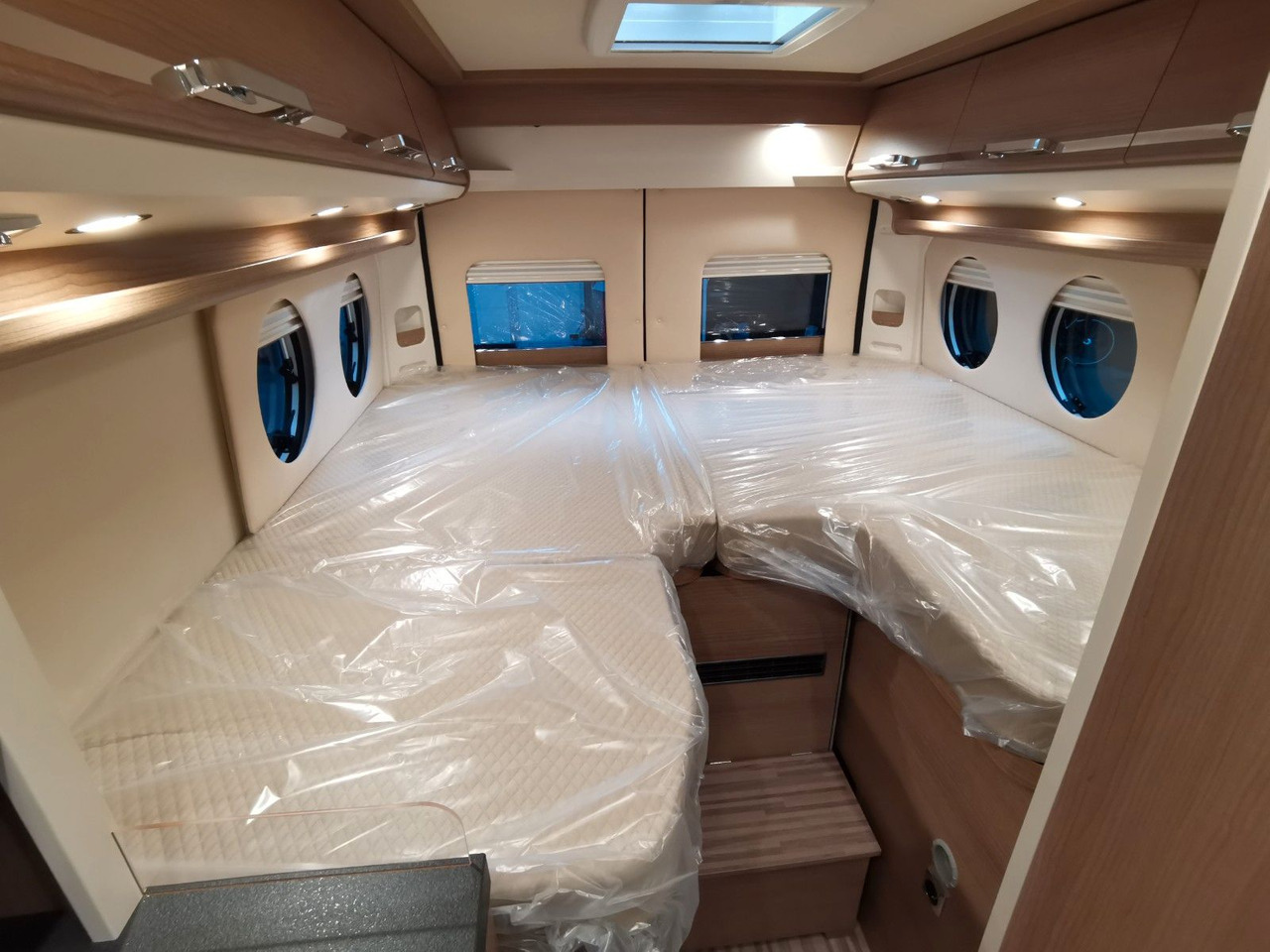 Buscamper Malibu VAN COMFORT GT- 640 LE / NAVIGATION & KEYLESS