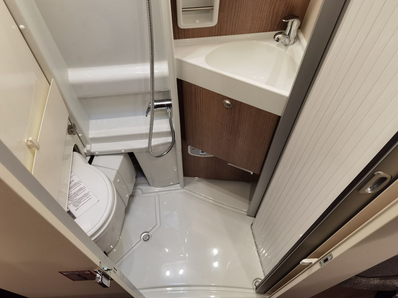 Buscamper Malibu VAN DIVERSITY GT- 640 LE K /NAVIGATION & KEYLESS