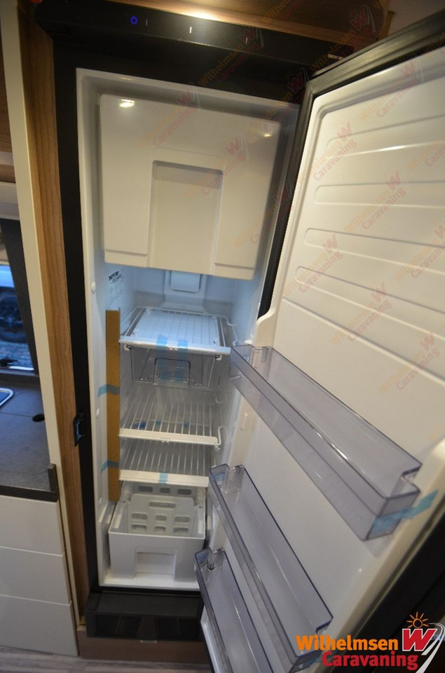 Buscamper Malibu Van charming GT skyview 640 LE 180 PS Autom.MJ25