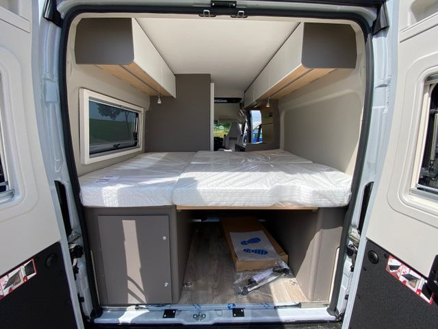 Buscamper ROADfans Hopper 600 mit Aufstelldach, Automatik, Combi 4D