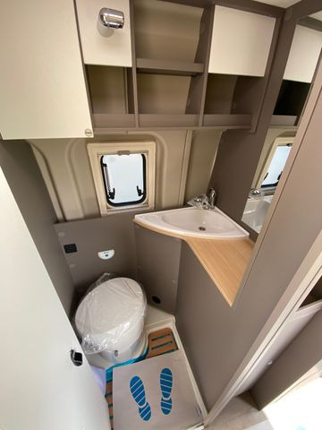 Buscamper ROADfans Hopper 600 mit Automatik, Skyroof, Combi D