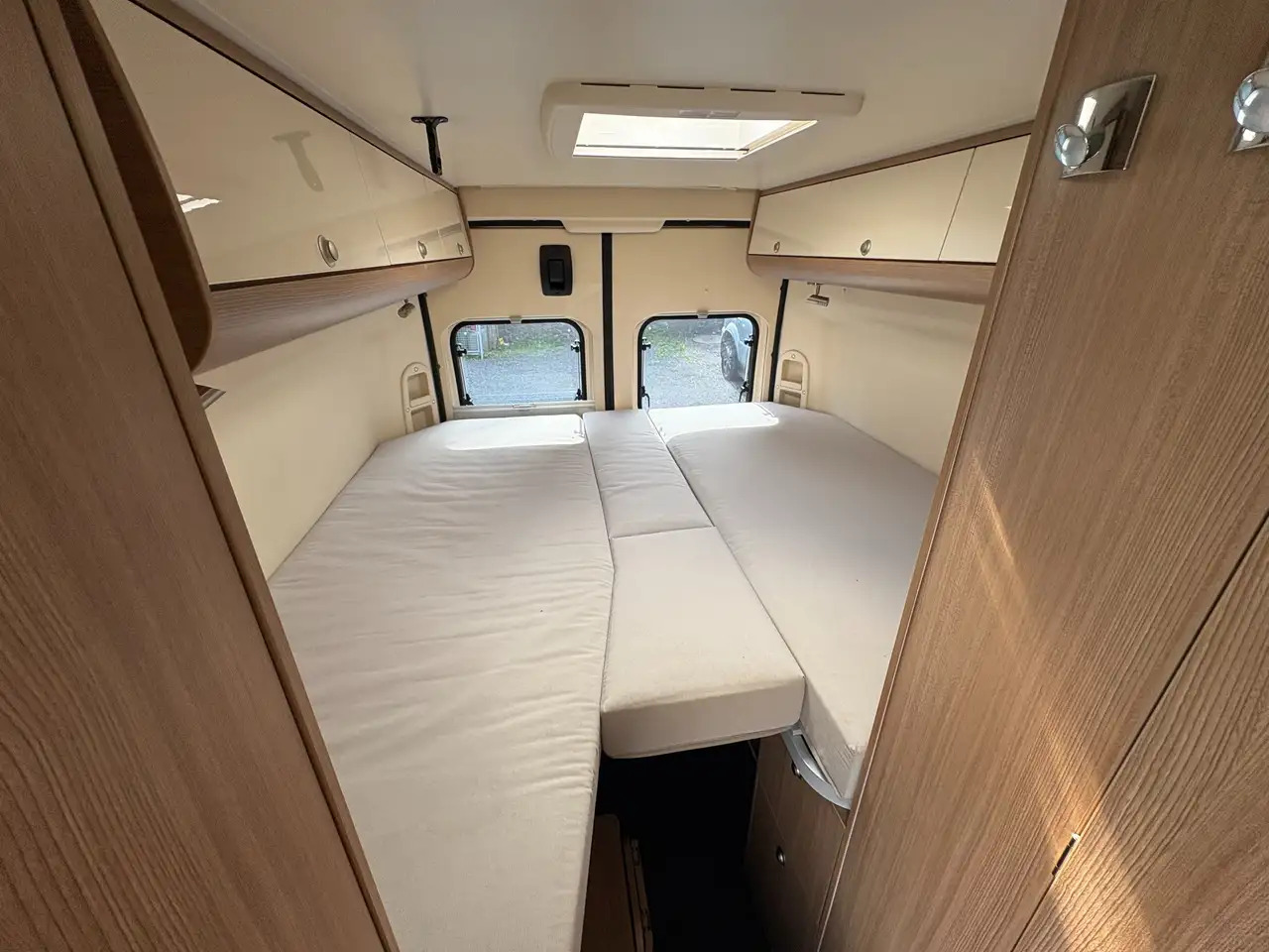 Buscamper Sun Living Flexo SLX