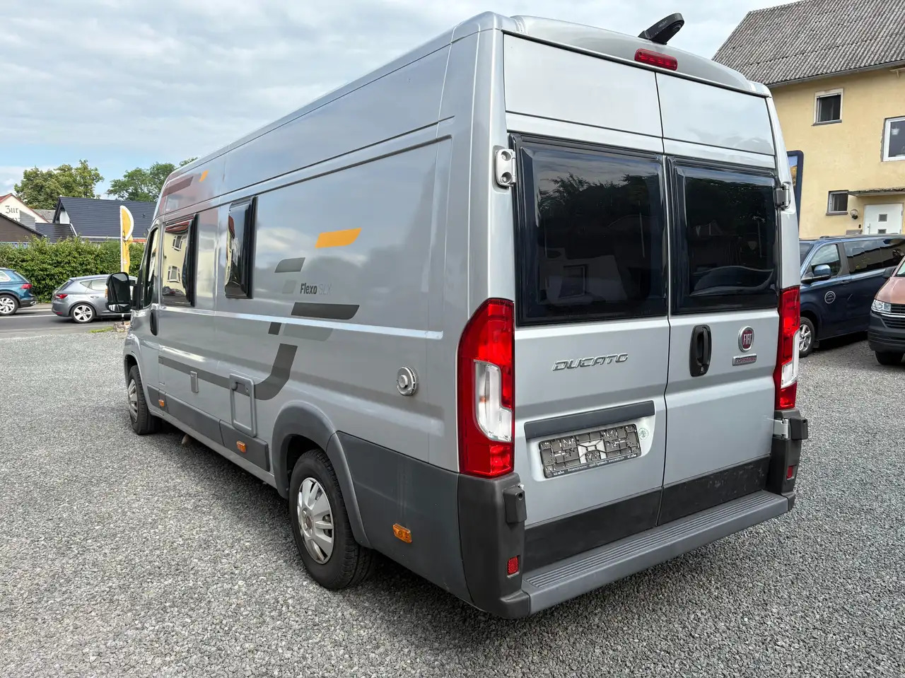Buscamper Sun Living Flexo SLX