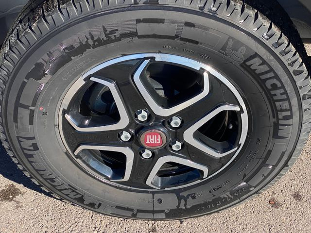 Buscamper VANTourer Van 600 L , mit Aufstelldach,Längsbetten,Automat