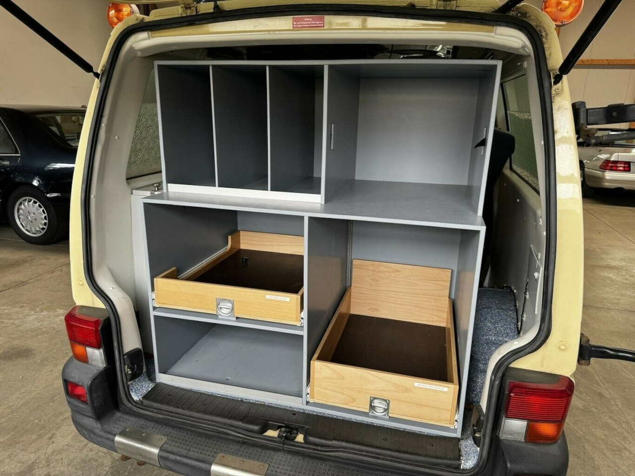Buscamper Volkswagen T4 2.5 TDI Syncro 4x4 lang 1. Hand!