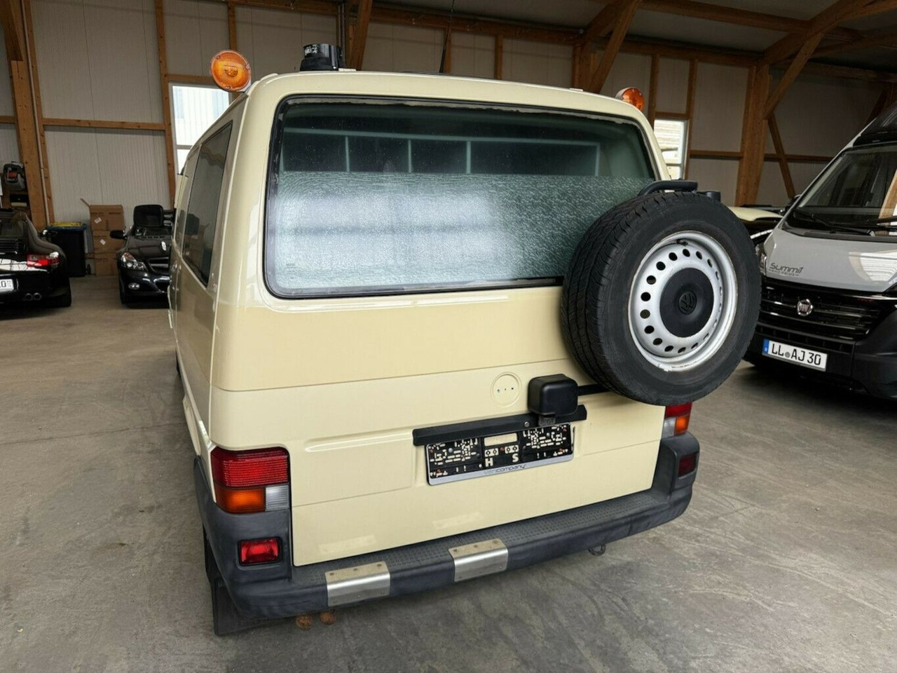Buscamper Volkswagen T4 2.5 TDI Syncro 4x4 lang 1. Hand!
