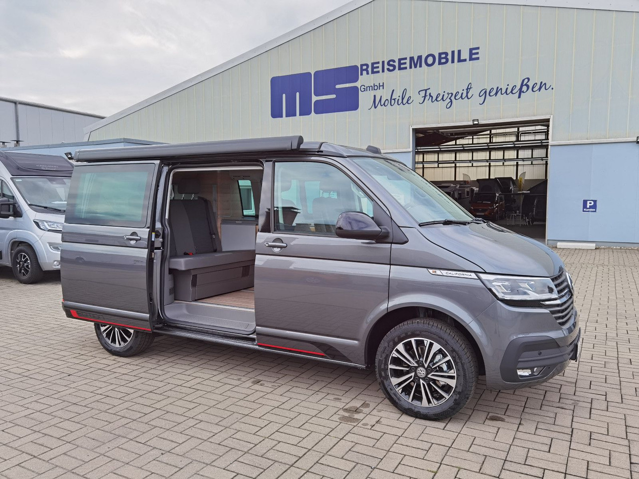 Buscamper Volkswagen T6.1 CALIFORNIA OCEAN EDITION / DSG / NAVI / ACC